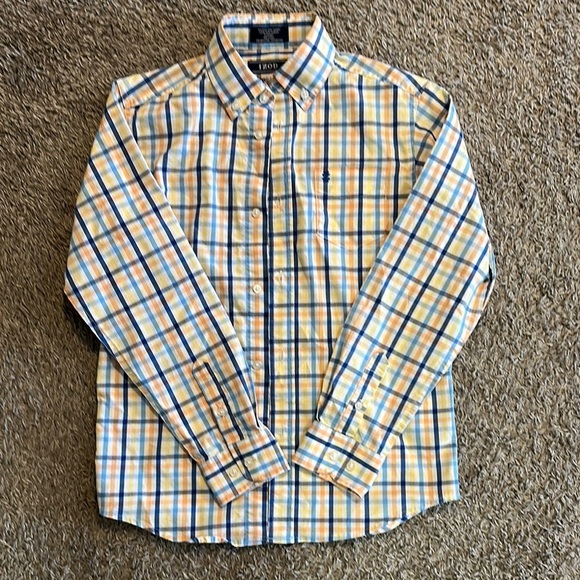 Boys IZOD Stretch Button Down, Size M (10-12) - Picture 1 of 2
